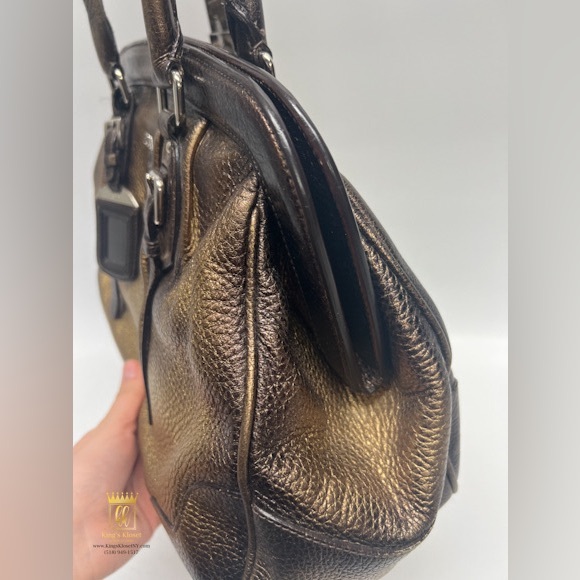 🤎SOLD🤎Prada Shoulder Bag - Picture 4 of 15